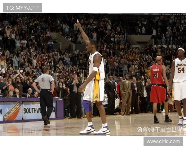 巴夫金盛赞科比为最爱球员穿上紫金战袍的梦想成真